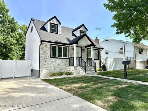 Single Family Residence in Staten Island NY 177 Purdy Avenue.jpg