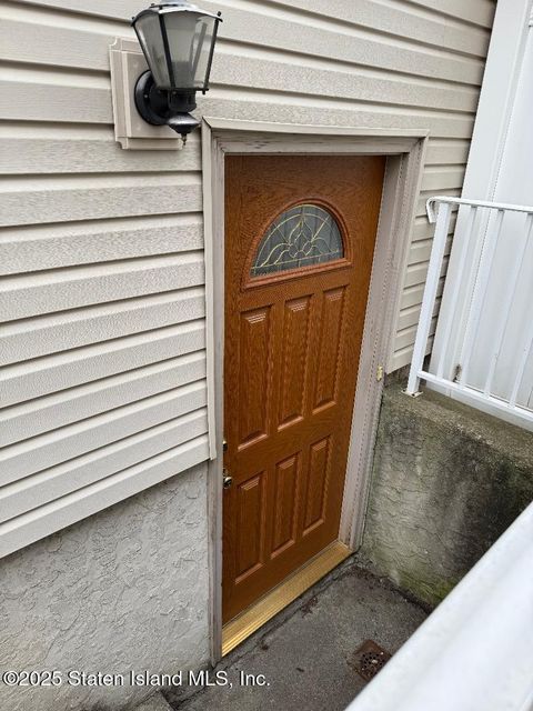 Photo of 126 Bayview Lane, Staten Island, NY 10309 (MLS # 2503088)