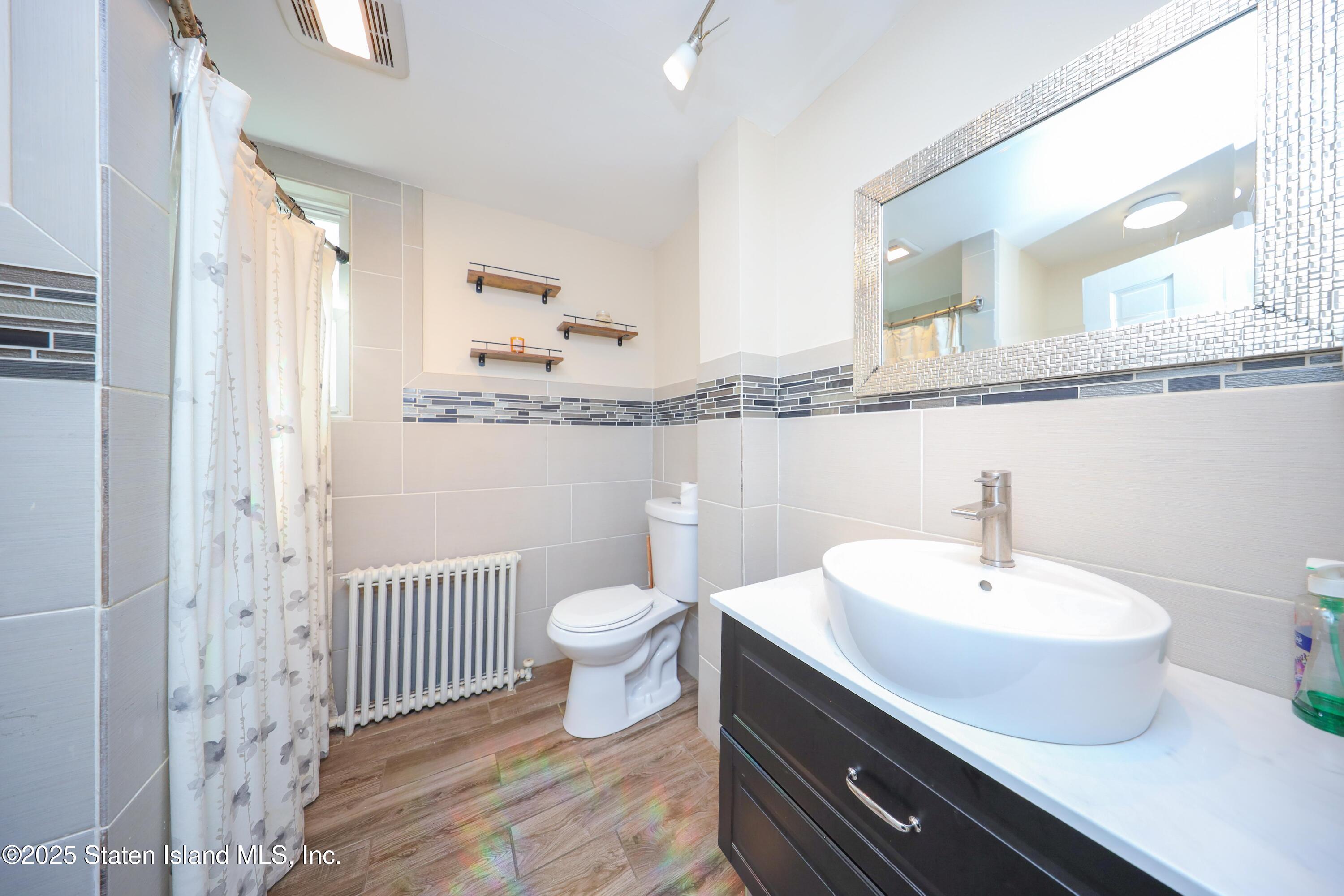 101 Laurel Avenue, Staten Island, New York image 17