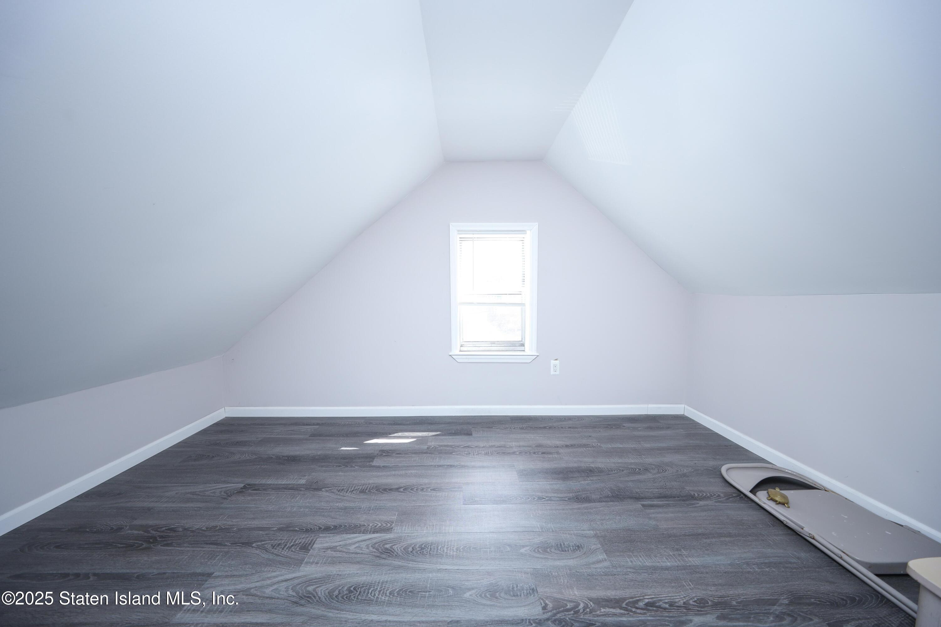 101 Laurel Avenue, Staten Island, New York image 20