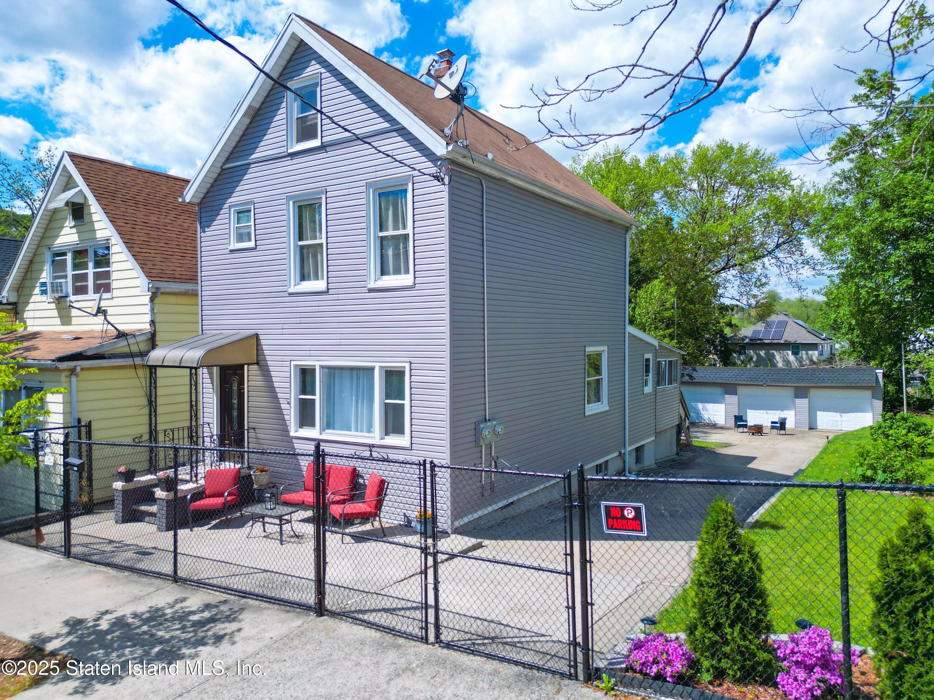 101 Laurel Avenue, Staten Island, New York image 1