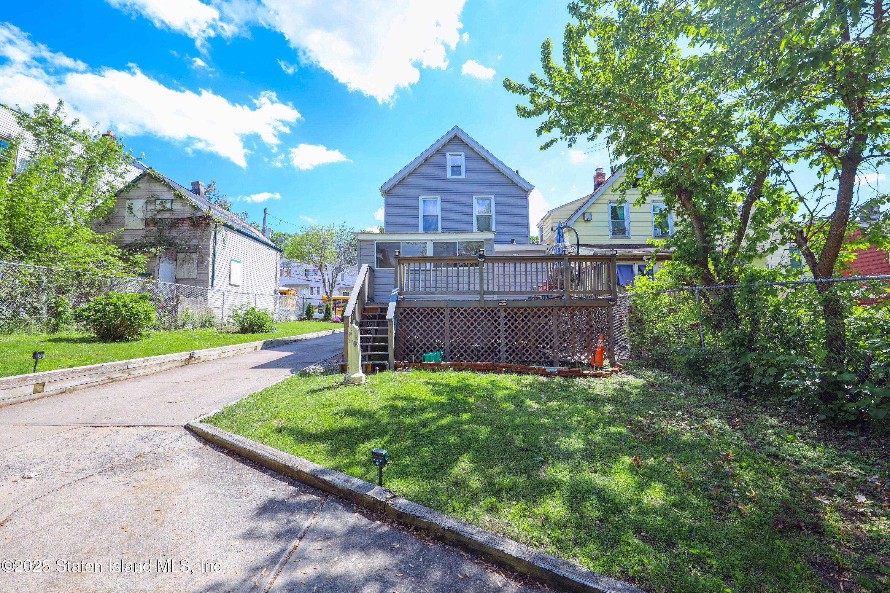 101 Laurel Avenue, Staten Island, New York image 23