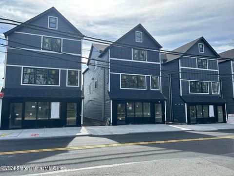 Photo of 4130 Victory Boulevard #1, Staten Island, NY 10314 (MLS # 2403793)