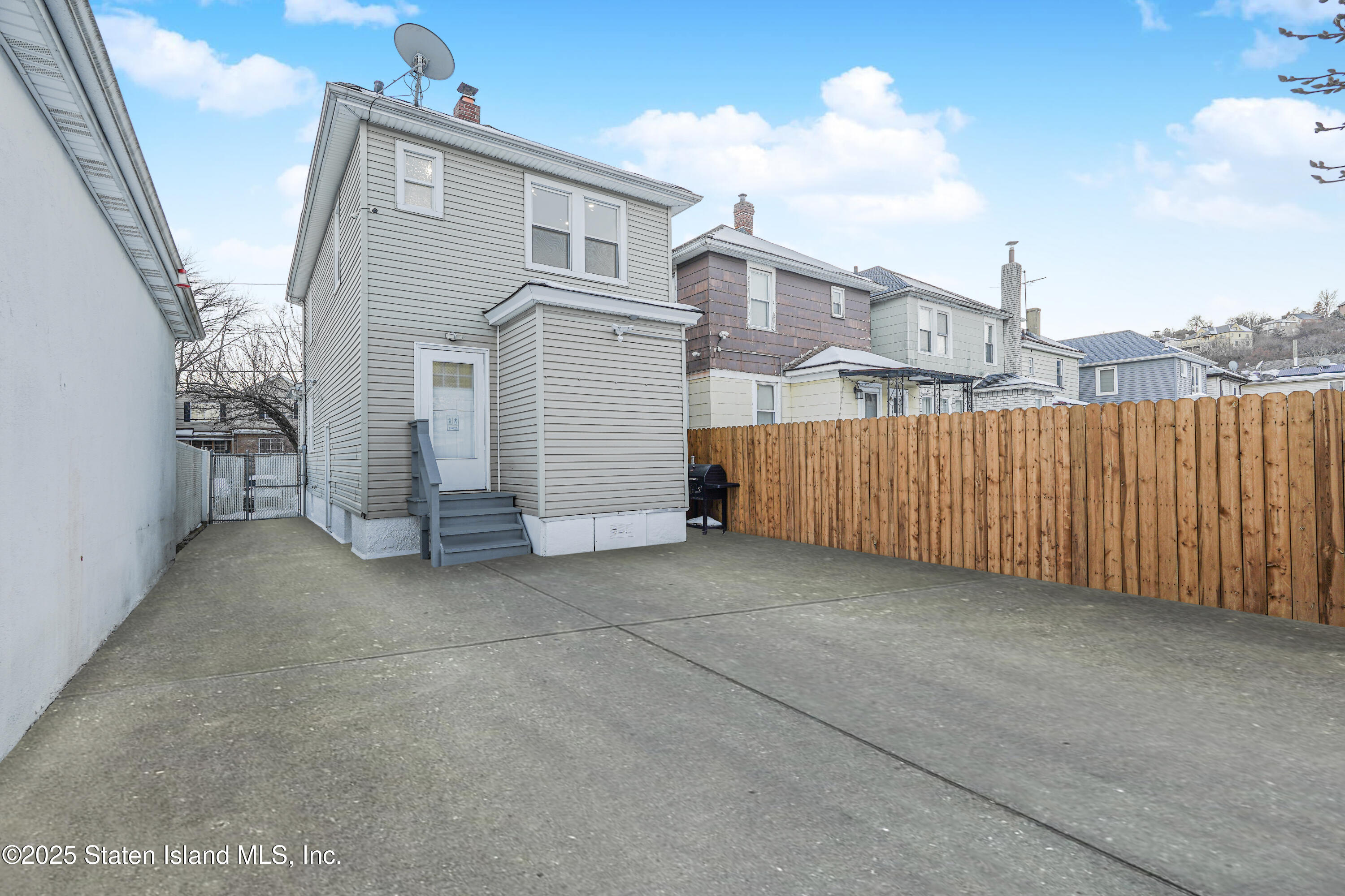 67 Roff Street, Staten Island, New York image 7