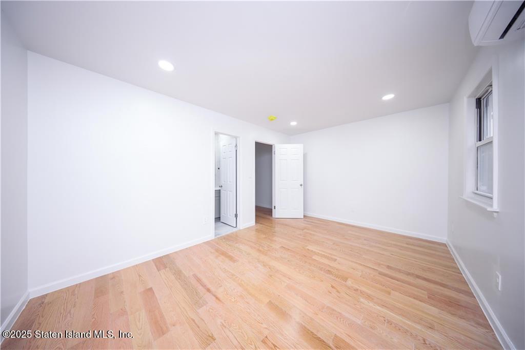 84 Elm Street, Staten Island, New York image 17