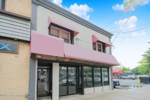 Photo of 604 Forest Avenue, Staten Island, NY 10310 (MLS # 2503466)