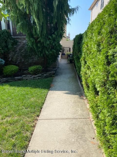Photo of 922 Rathbun Avenue, Staten Island, NY 10309 (MLS # 2600767)