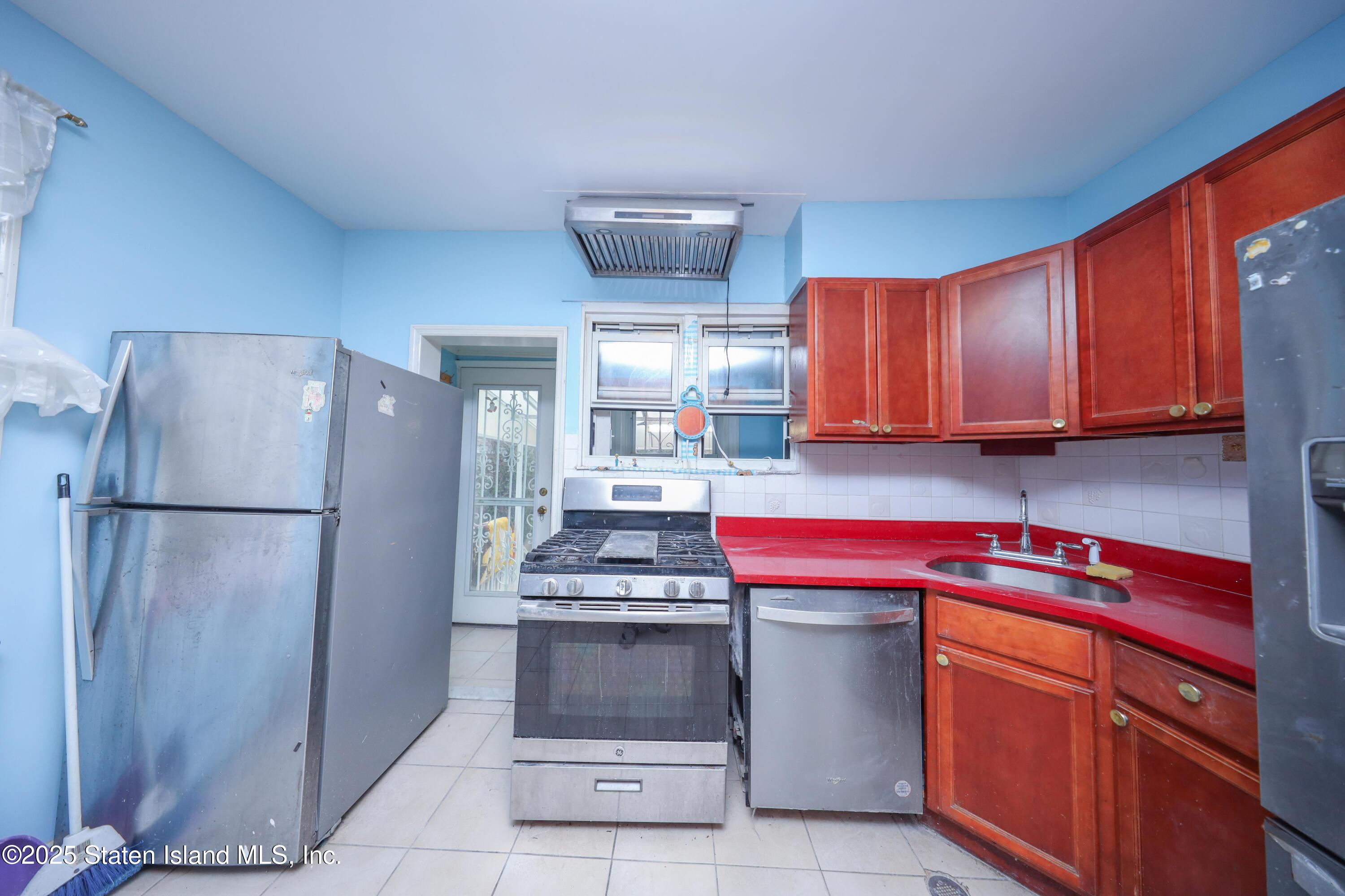 1728 W 2nd Street, Brooklyn, New York image 10