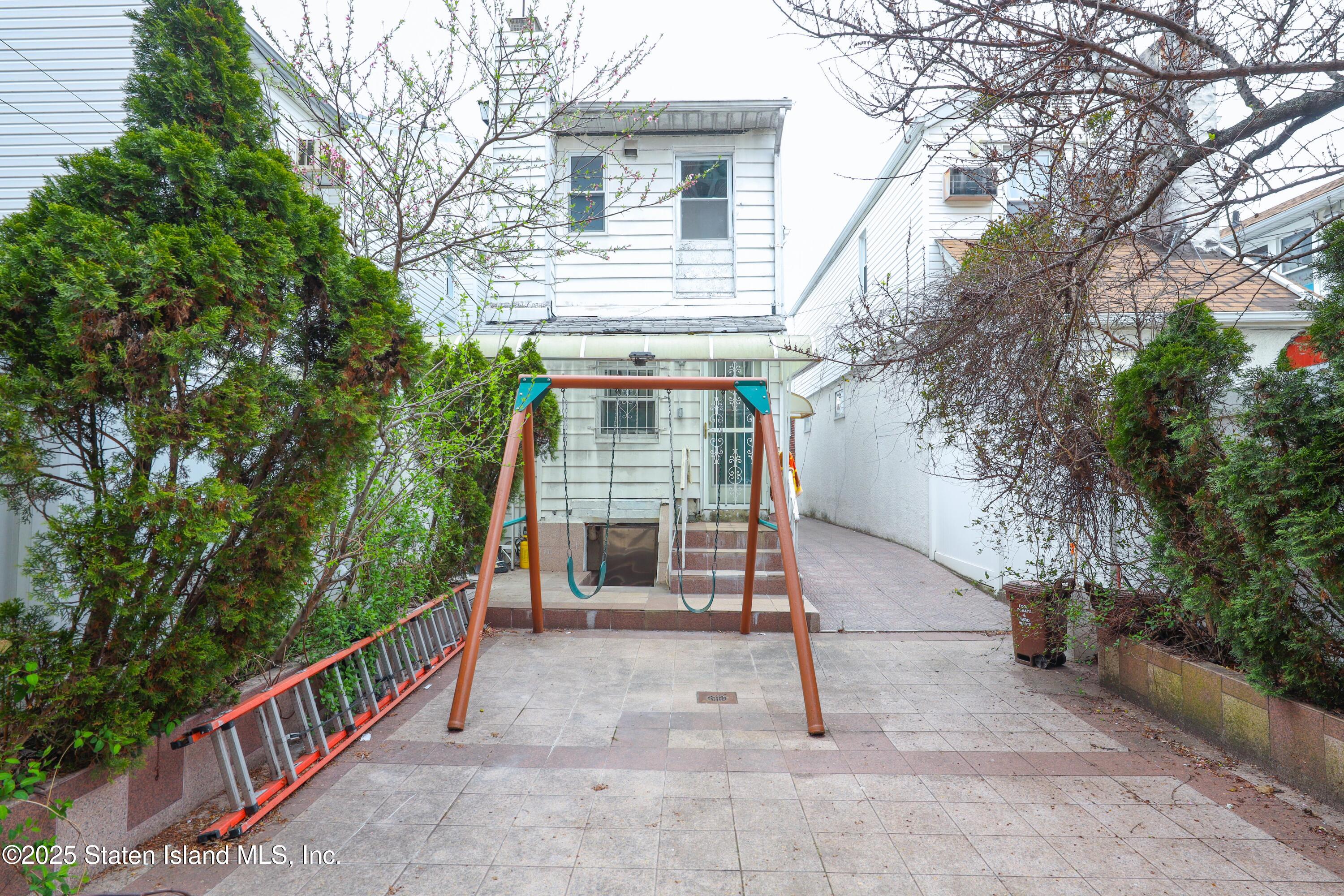 1728 W 2nd Street, Brooklyn, New York image 3
