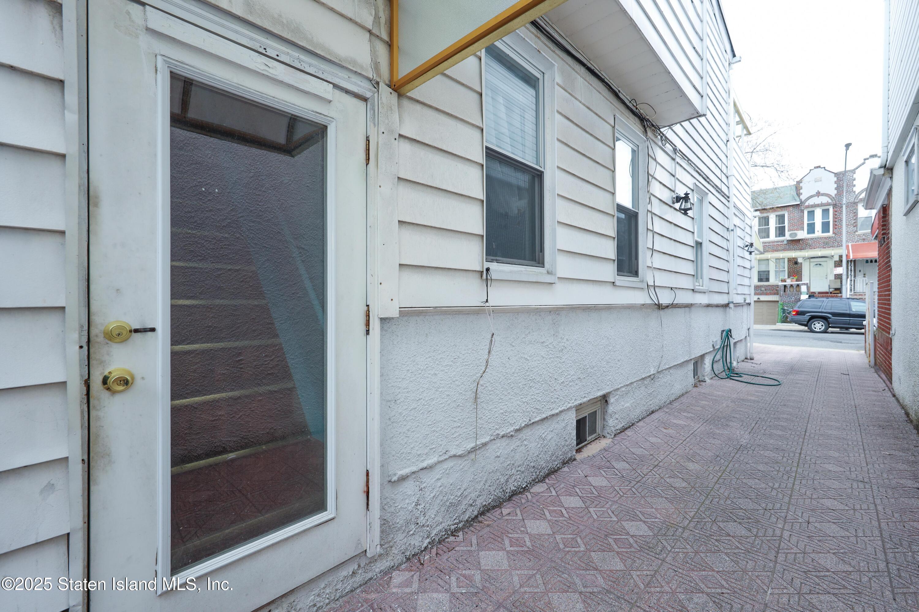 1728 W 2nd Street, Brooklyn, New York image 22
