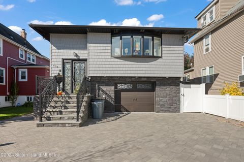 Photo of 604 Villa Avenue, Staten Island, NY 10302 (MLS # 2406201)