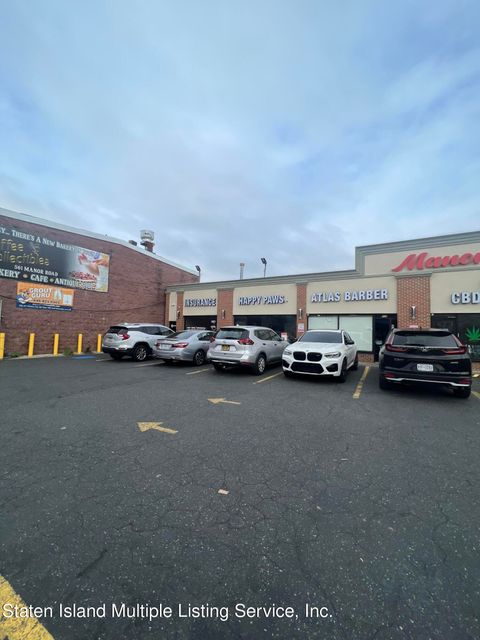 Photo of 923 Manor Road, Staten Island, NY 10314 (MLS # 2400095)