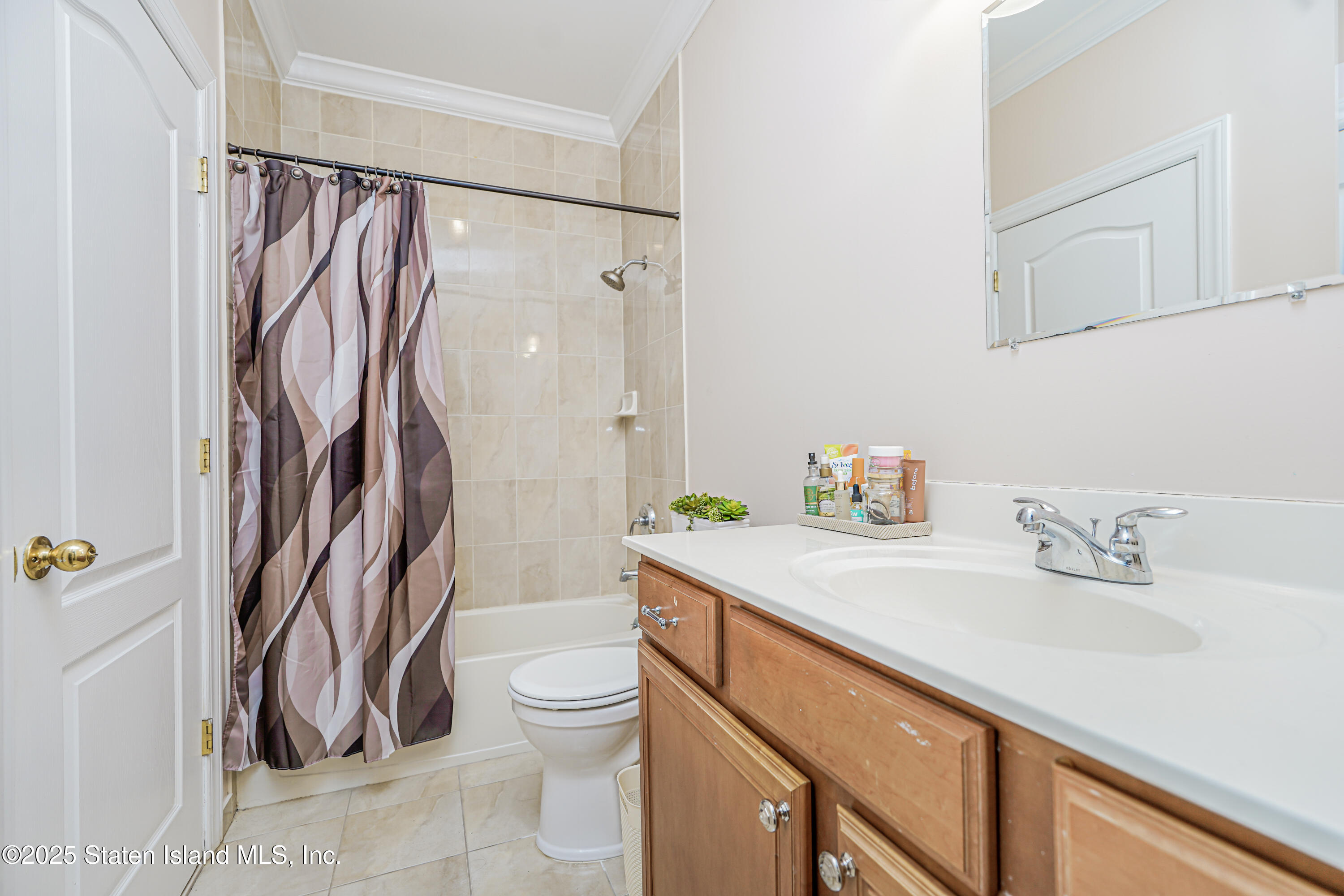 68 Tiller Court, Staten Island, New York image 19