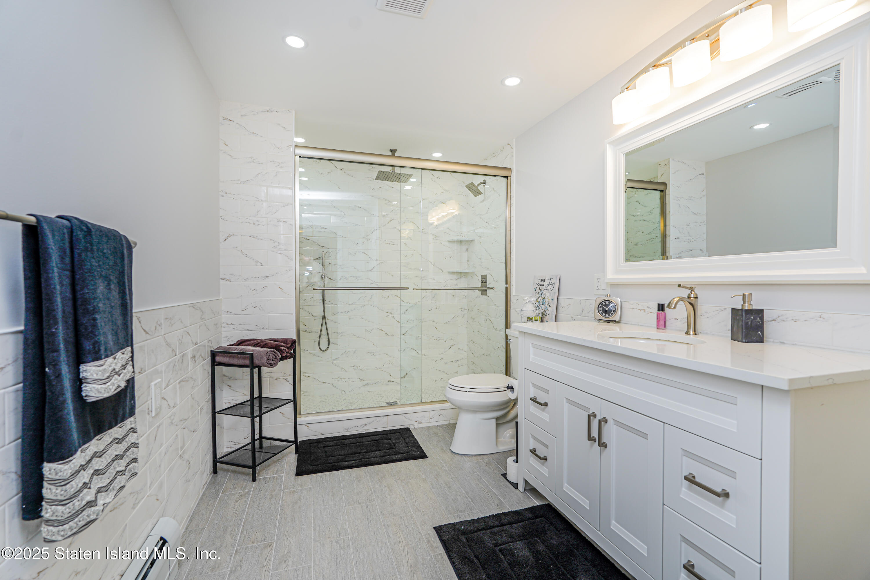 68 Tiller Court, Staten Island, New York image 29