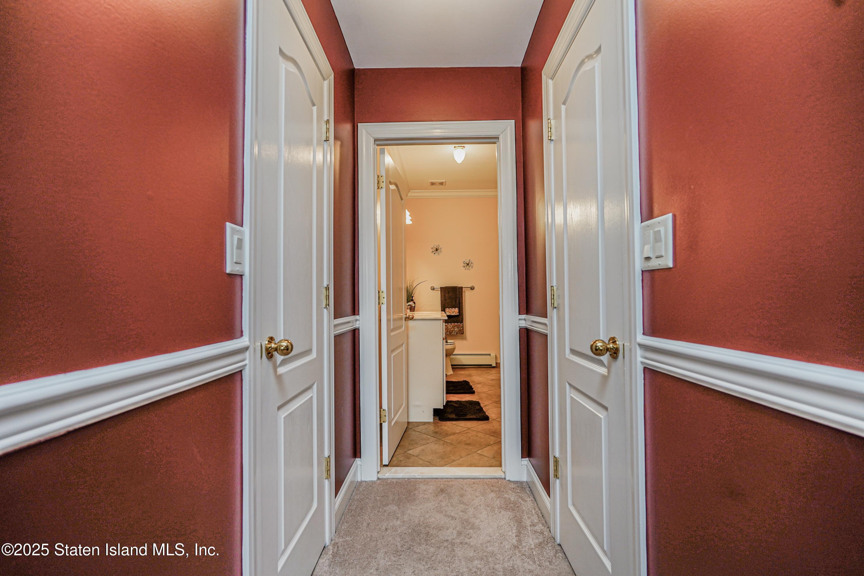 68 Tiller Court, Staten Island, New York image 18