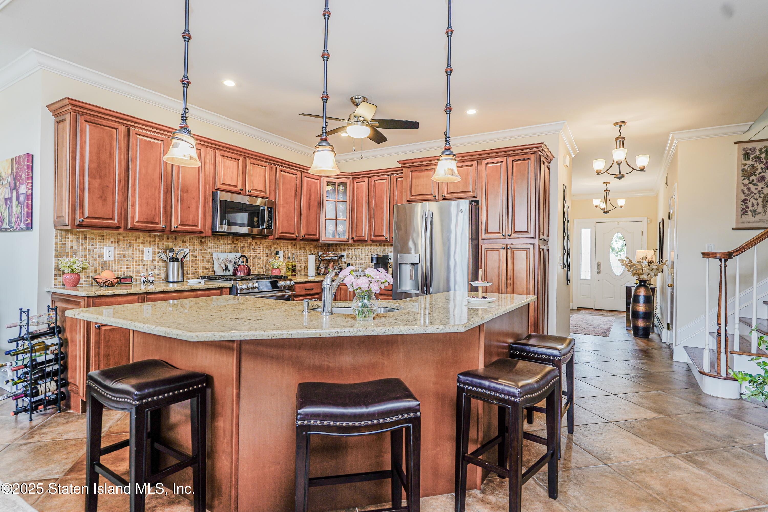 68 Tiller Court, Staten Island, New York image 10