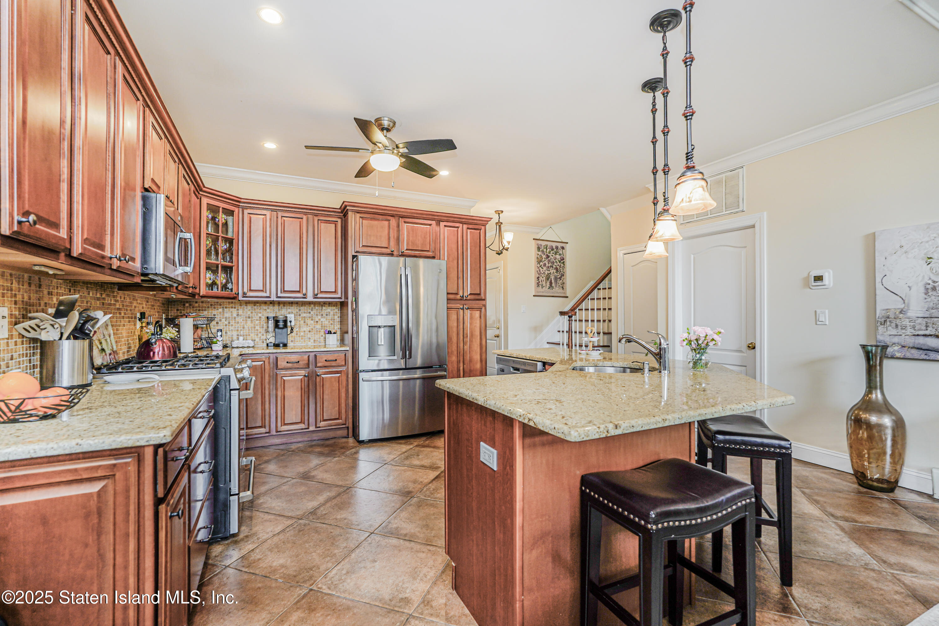 68 Tiller Court, Staten Island, New York image 7