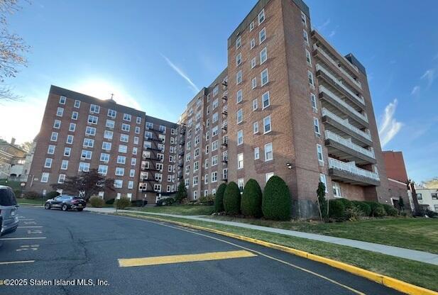 350 Richmond Terrace #7P, Staten Island, New York image 2