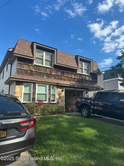 Photo of 437 Arlene Street, Staten Island, NY 10314 (MLS # 2504997)