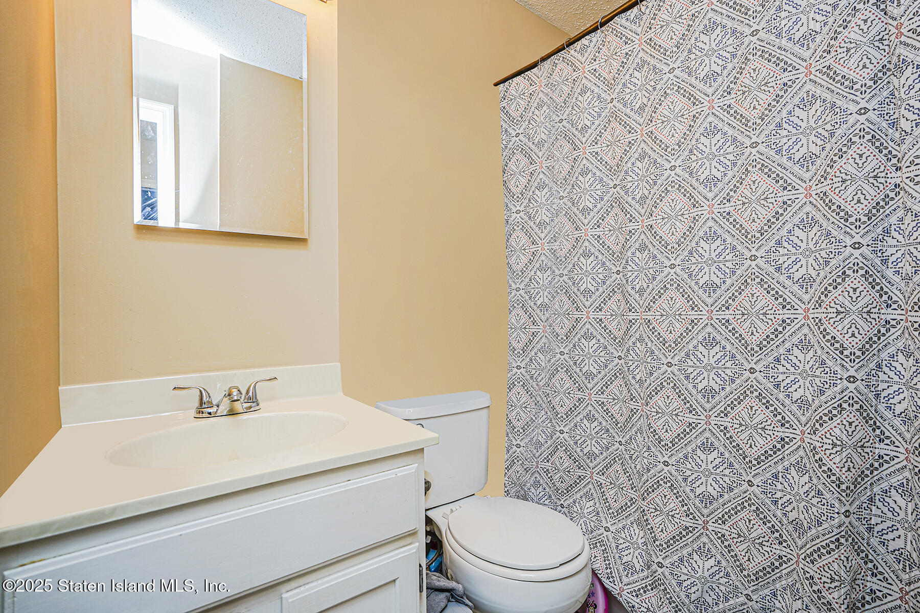 83 Ilyssa Way, Staten Island, New York image 19