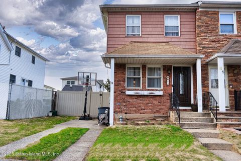 Photo of 43 Watkins Avenue, Staten Island, NY 10312 (MLS # 2501499)