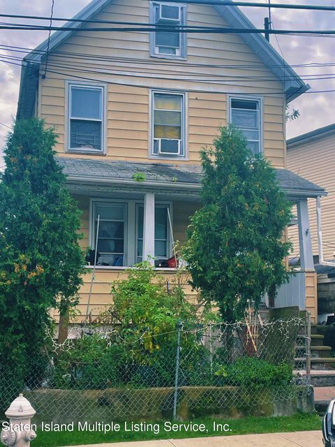 Photo of 158 Blackford Avenue, Staten Island, NY 10302 (MLS # 1164303)