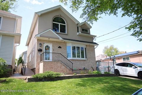 Photo of 50 Almond Street, Staten Island, NY 10312 (MLS # 2500497)