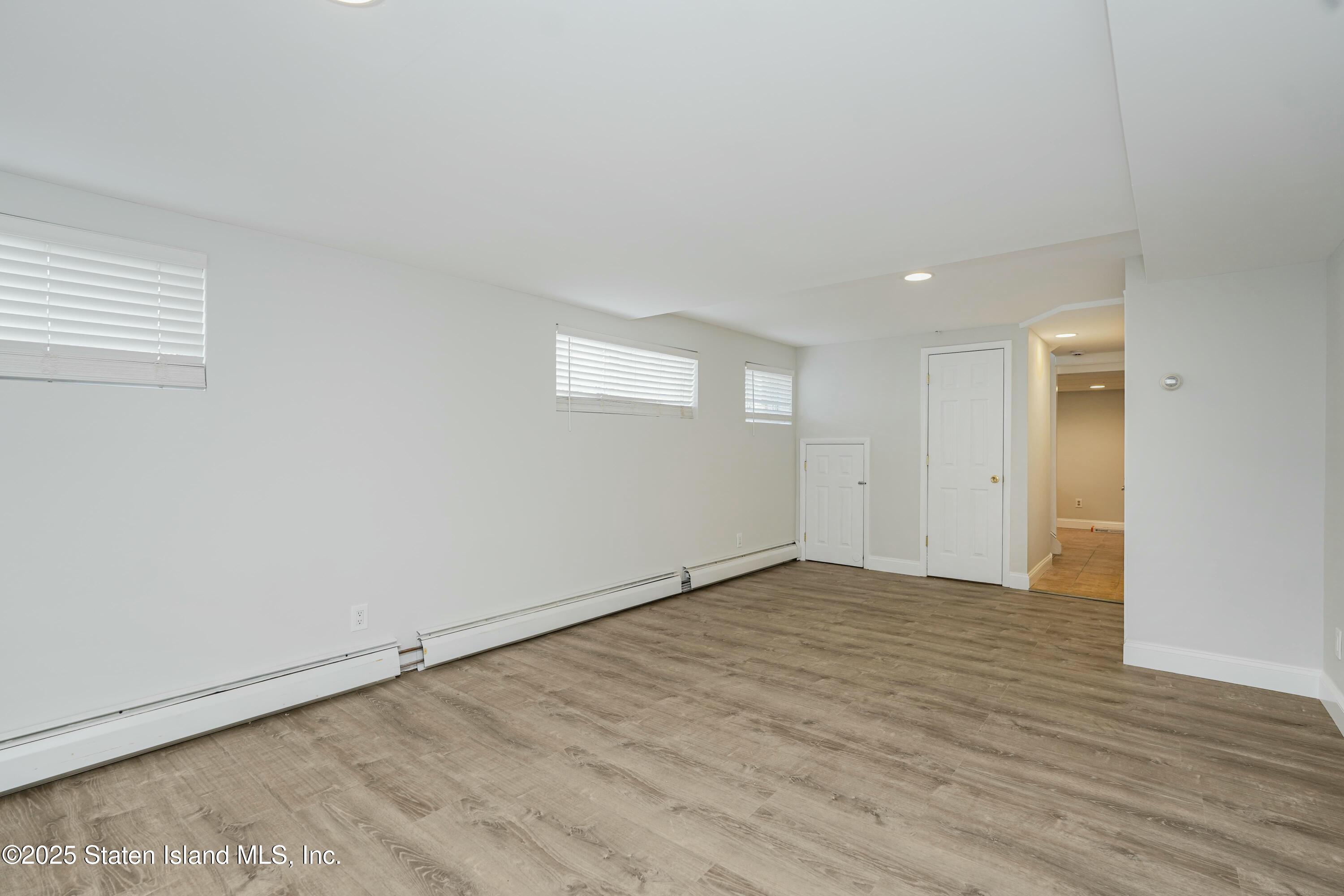 122 Durant Avenue, Staten Island, New York image 19
