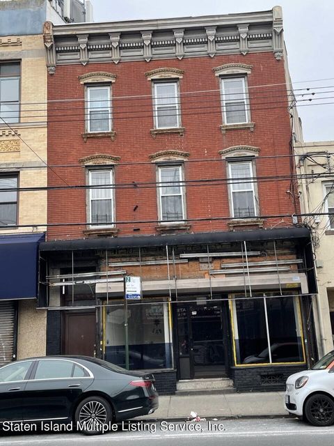 Photo of 646 Bay Street, Staten Island, NY 10304 (MLS # 1160562)