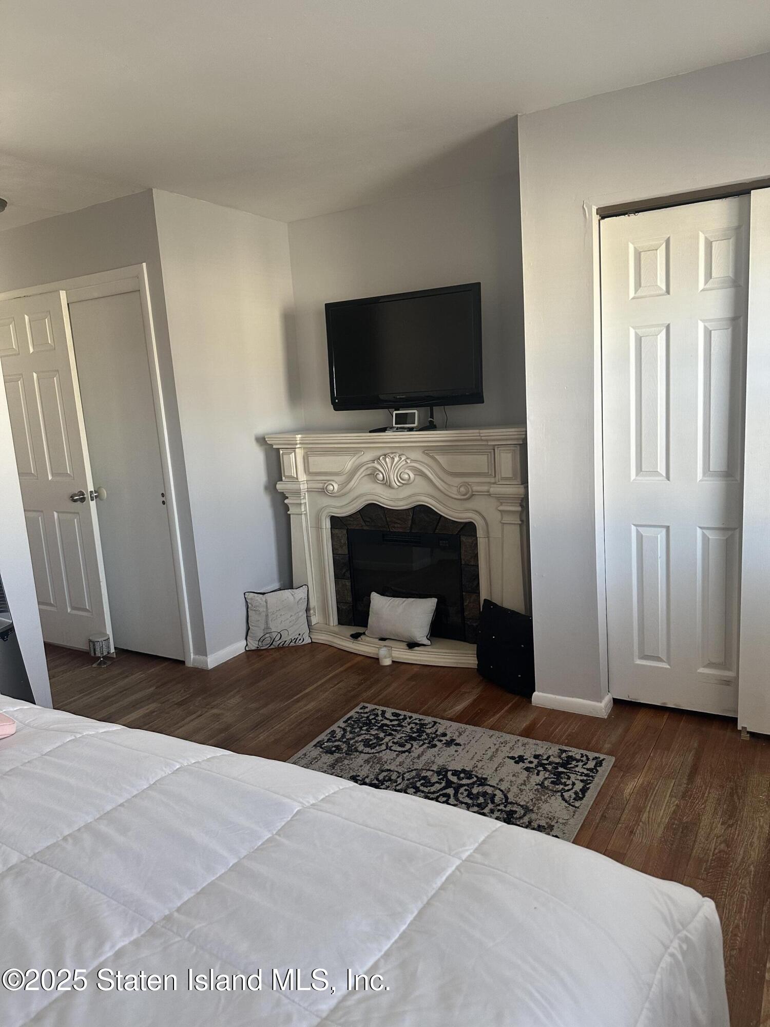 Staten Island, New York 10306, United States, 3 Bedrooms Bedrooms, ,2 BathroomsBathrooms,Residential,Pending,10797