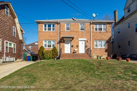 Photo of 21 Wheeler Avenue, Staten Island, NY 10314 (MLS # 2601391)