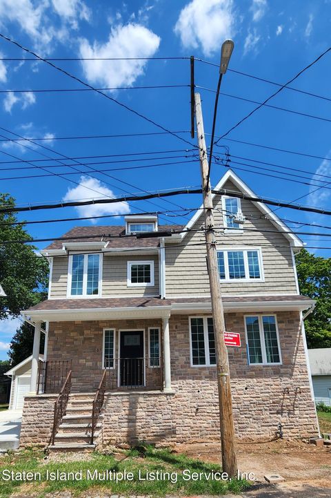 Photo of 57 Fletcher Street, Staten Island, NY 10305 (MLS # 1154118)