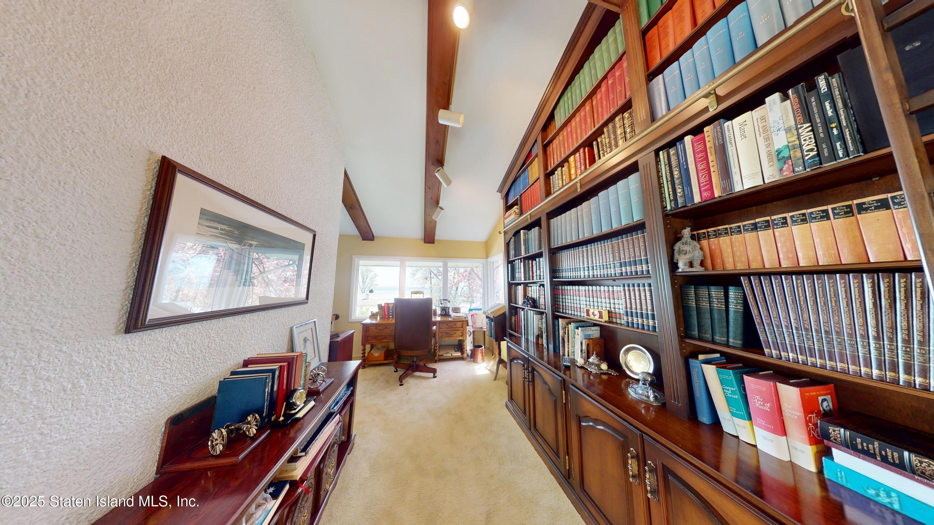 99 Signal Hill Road, Staten Island, New York image 12