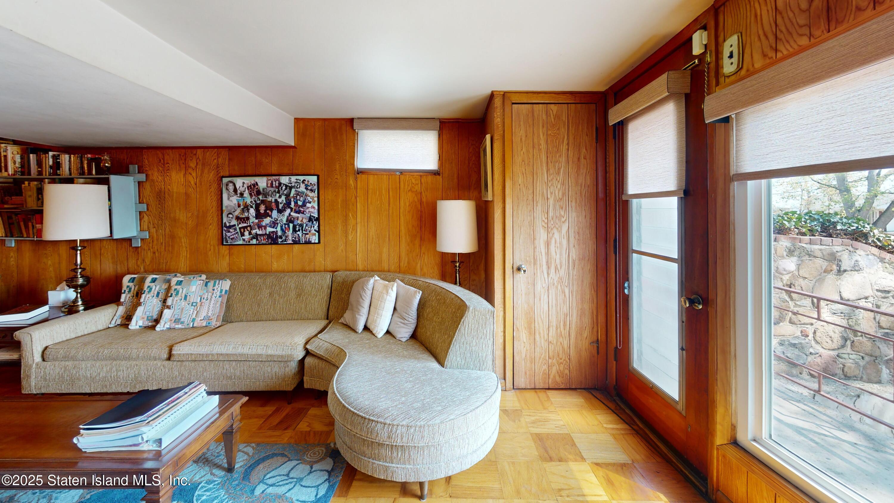99 Signal Hill Road, Staten Island, New York image 25
