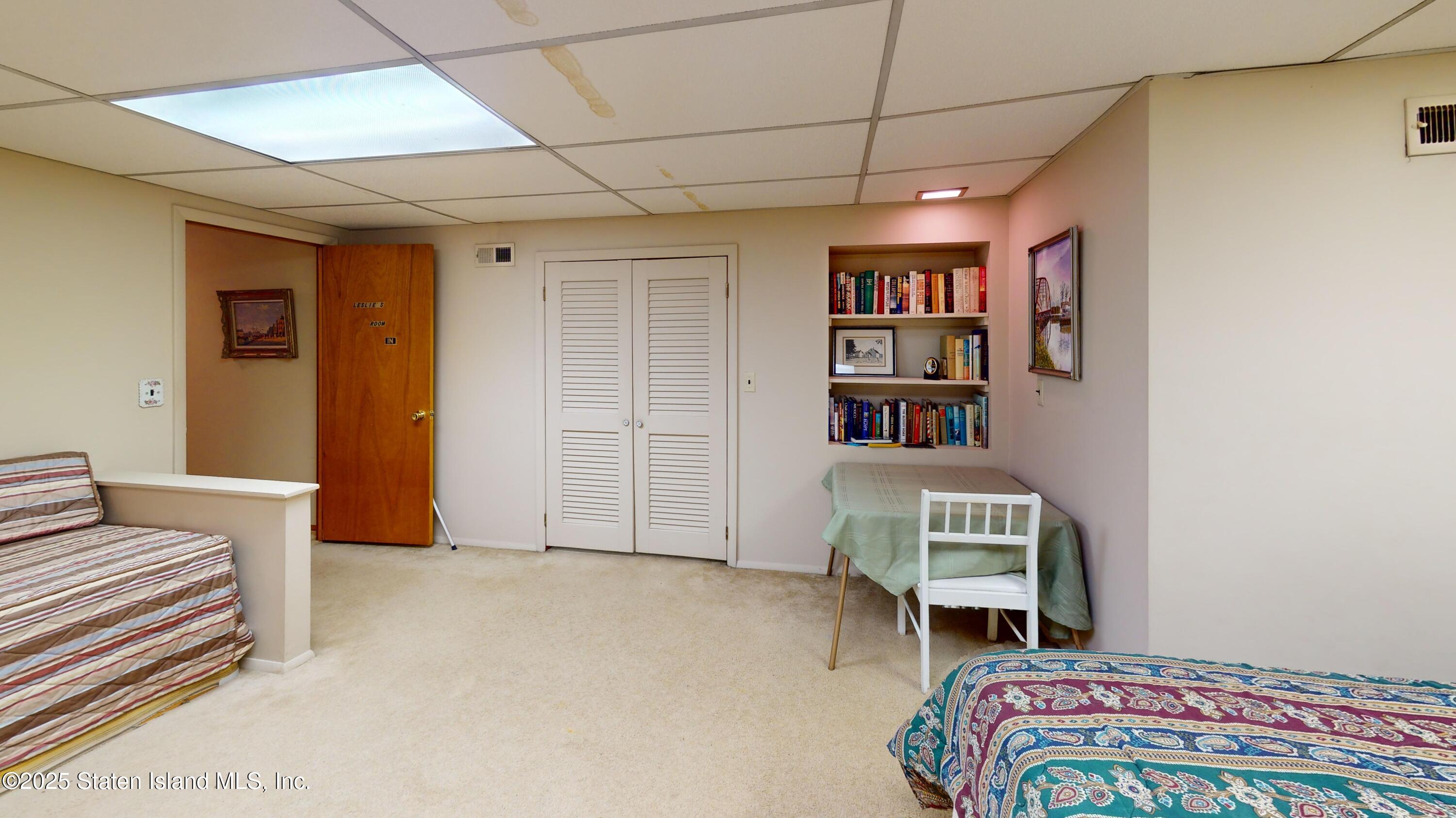 99 Signal Hill Road, Staten Island, New York image 32