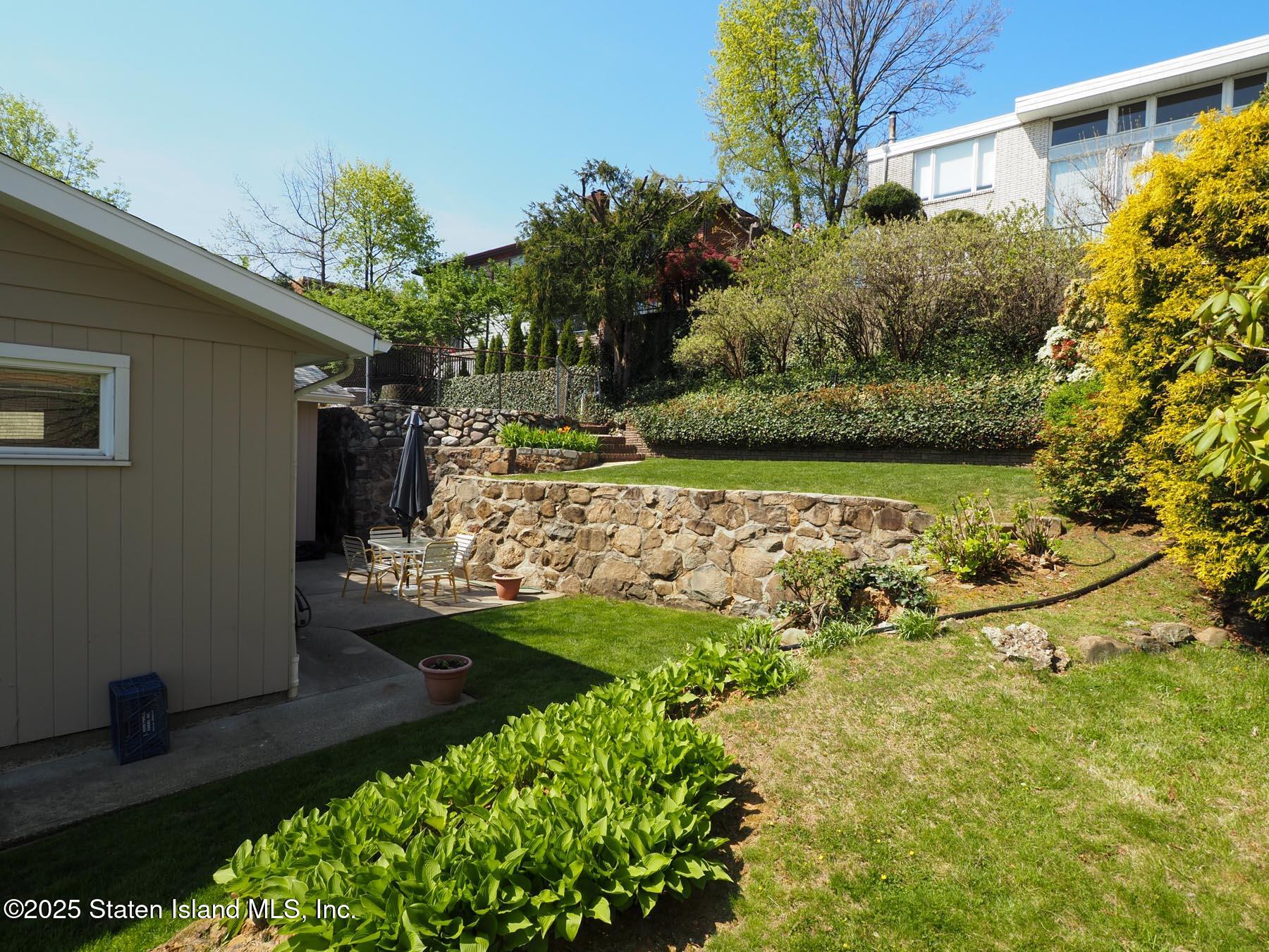 99 Signal Hill Road, Staten Island, New York image 43