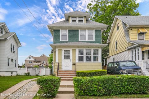 Photo of 165 Pelton Avenue, Staten Island, NY 10310 (MLS # 1161909)
