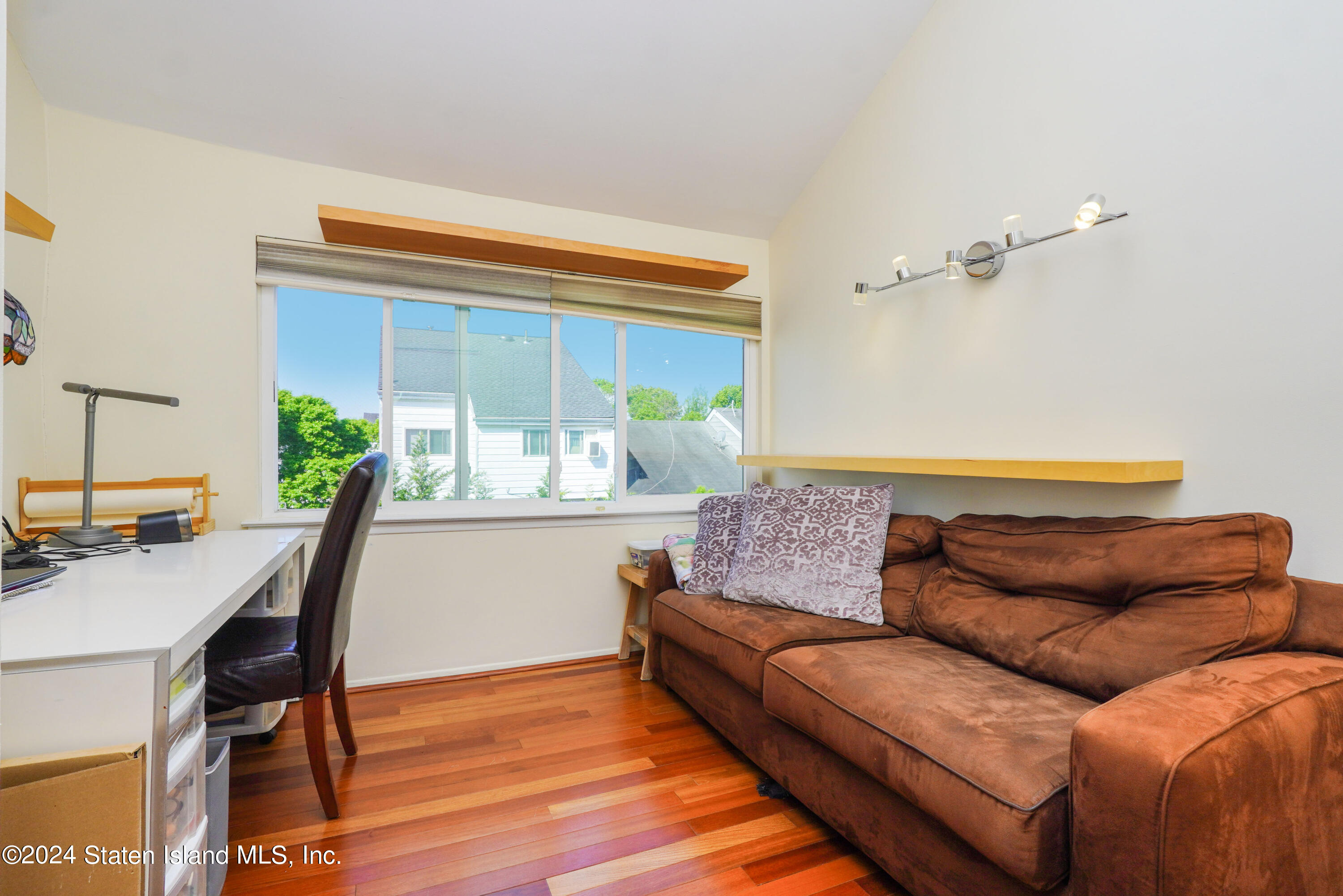 26 Hampton Green, Staten Island, New York image 19