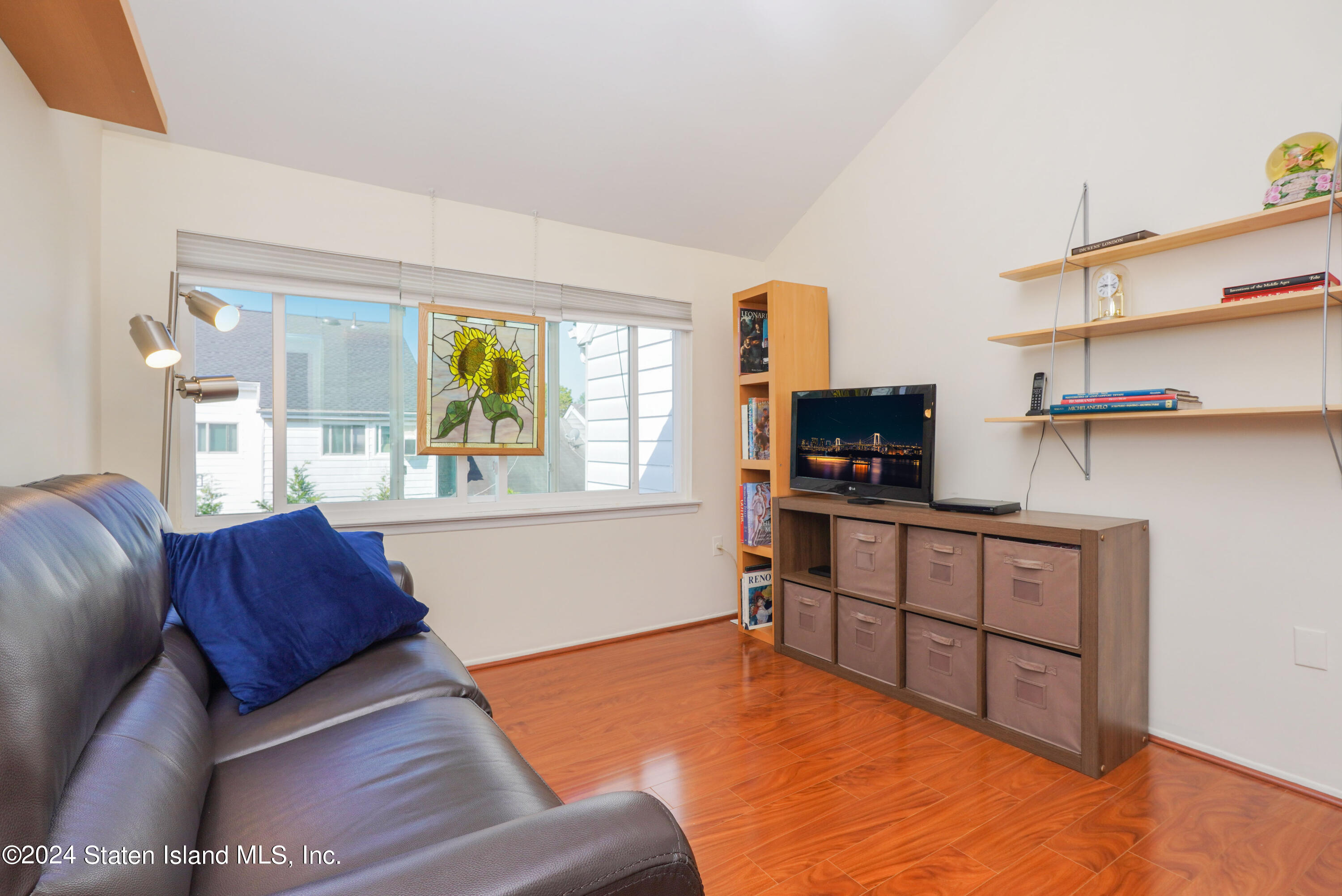 26 Hampton Green, Staten Island, New York image 14