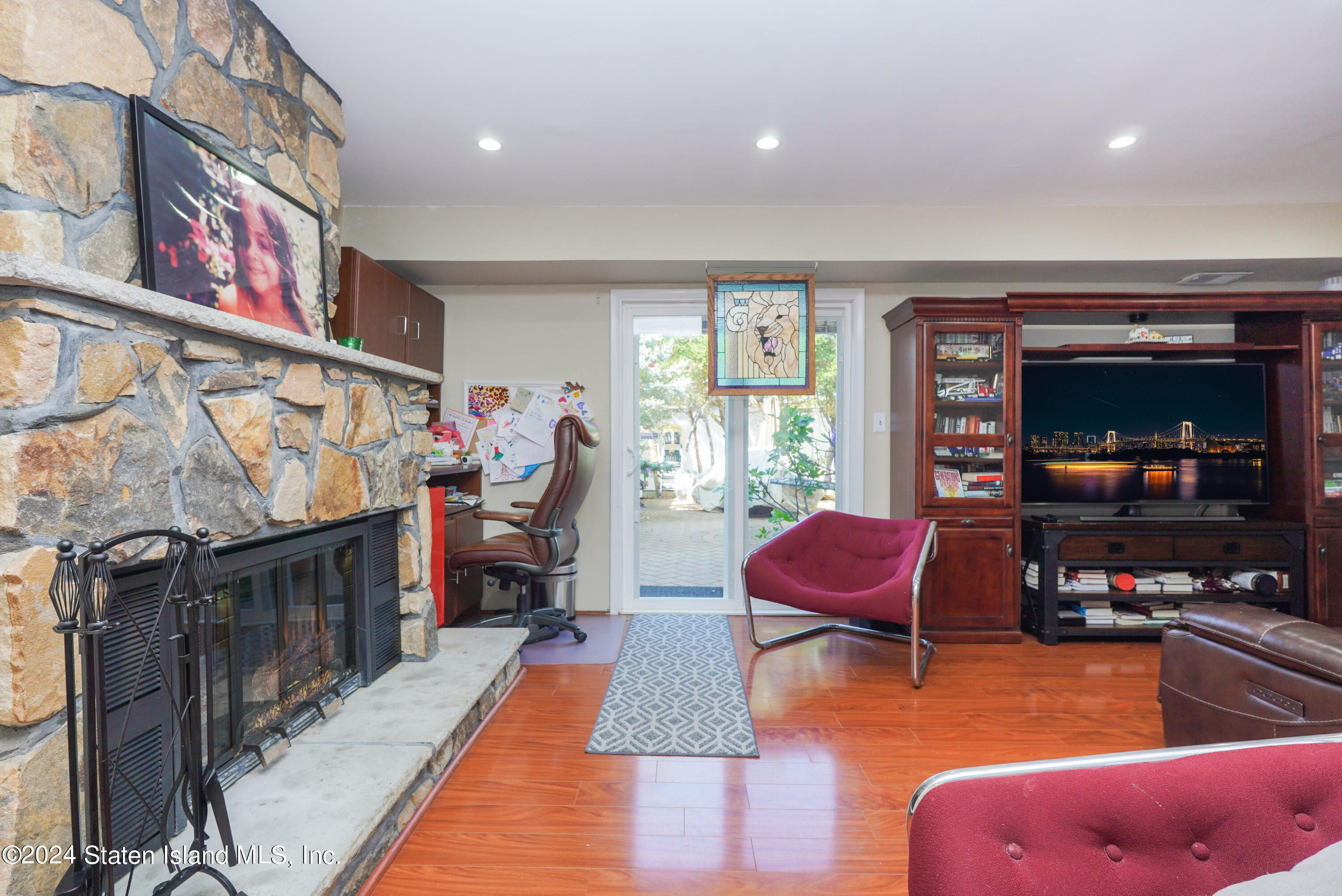 26 Hampton Green, Staten Island, New York image 25