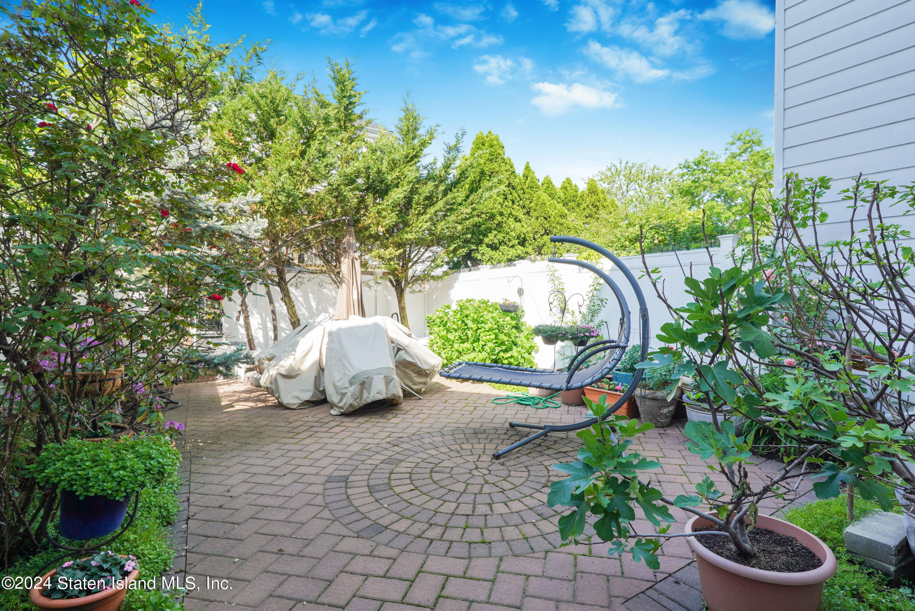 26 Hampton Green, Staten Island, New York image 31