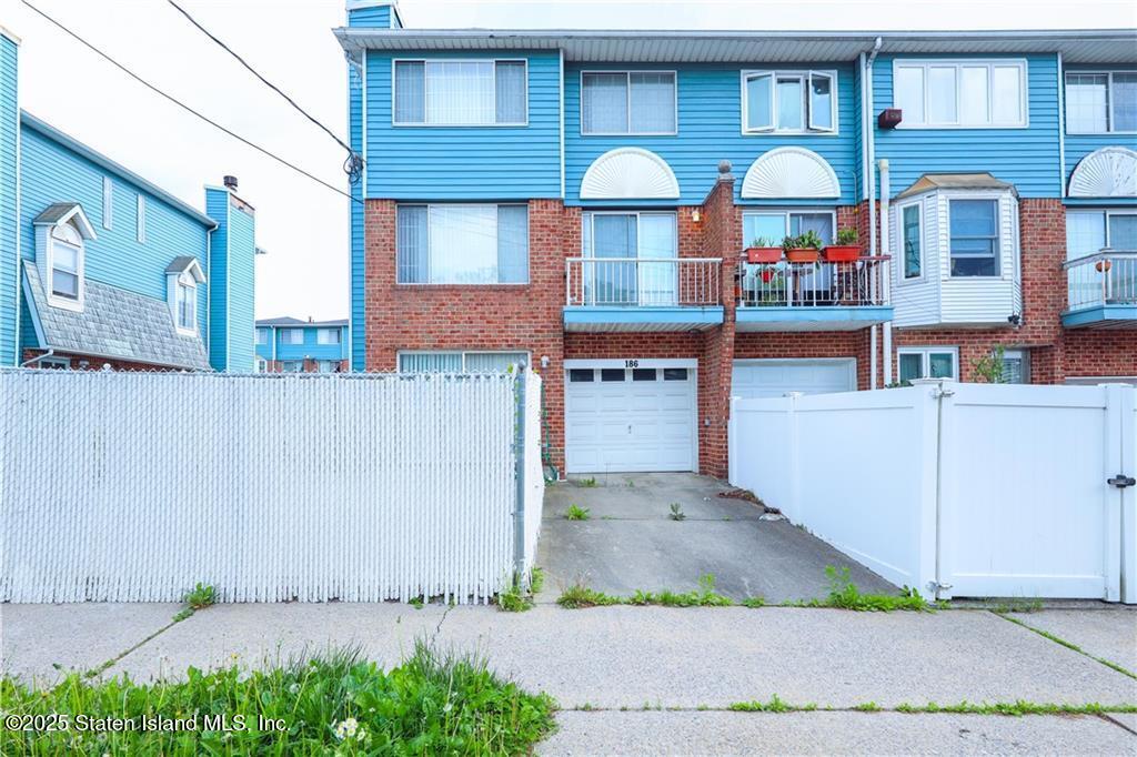 186 Monahan Avenue, Staten Island, New York image 1