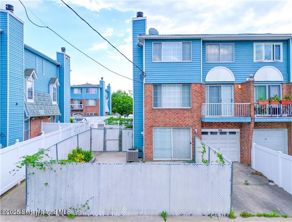 186 Monahan Avenue, Staten Island, New York image 2