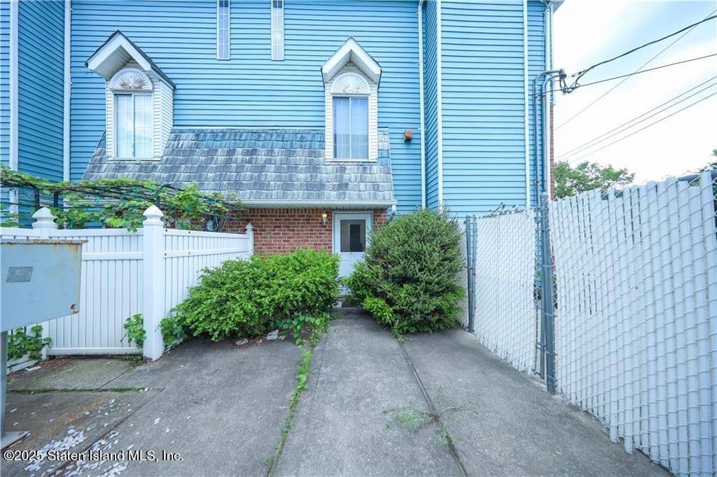 186 Monahan Avenue, Staten Island, New York image 5