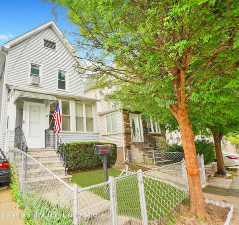 Photo of 47 Laforge Avenue, Staten Island, NY 10302 (MLS # 1162706)