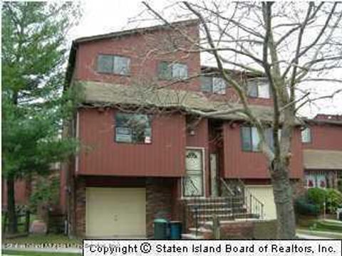 Photo of 180 Stonegate Drive, Staten Island, NY 10304 (MLS # 1161125)