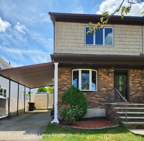 Photo of 22 Ibsen Avenue, Staten Island, NY 10312 (MLS # 1163296)