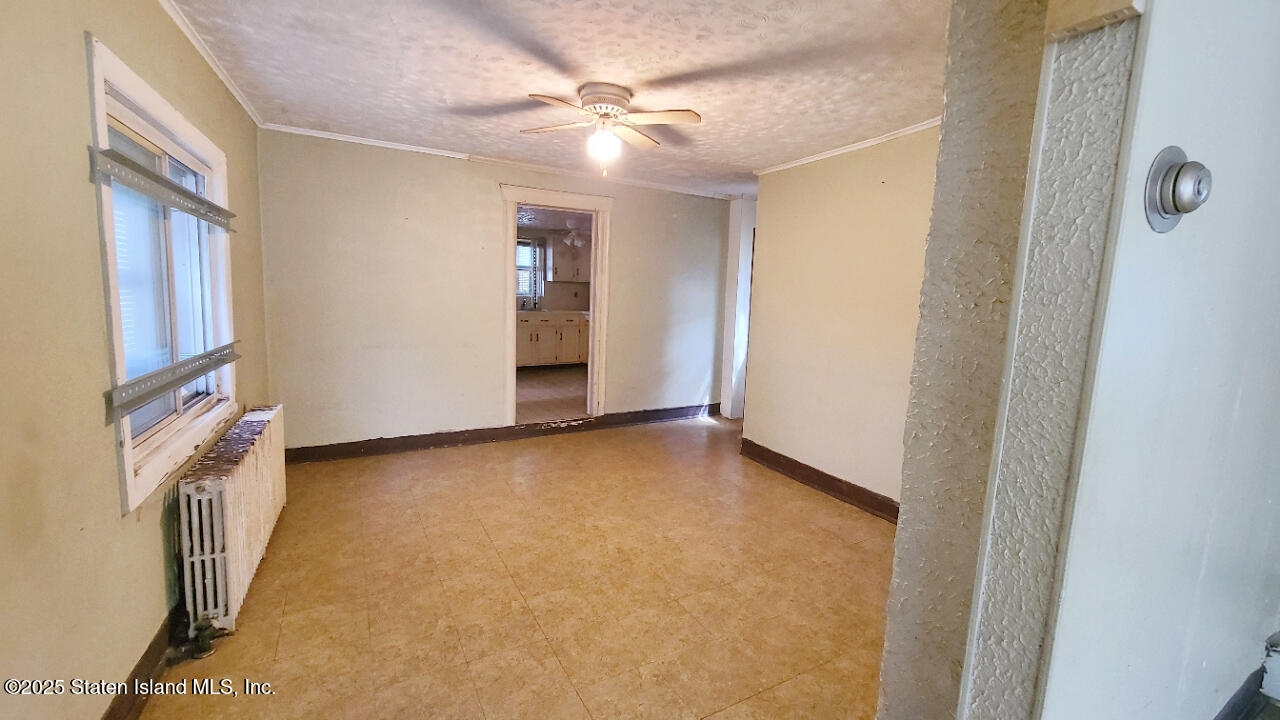 233 Lockman Avenue, Staten Island, New York image 8