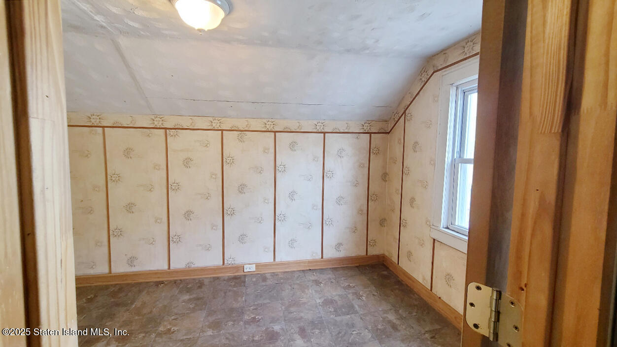 233 Lockman Avenue, Staten Island, New York image 11