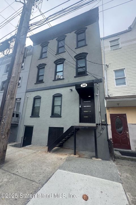 Photo of 34 Broad Street, Staten Island, NY 10304 (MLS # 2505750)
